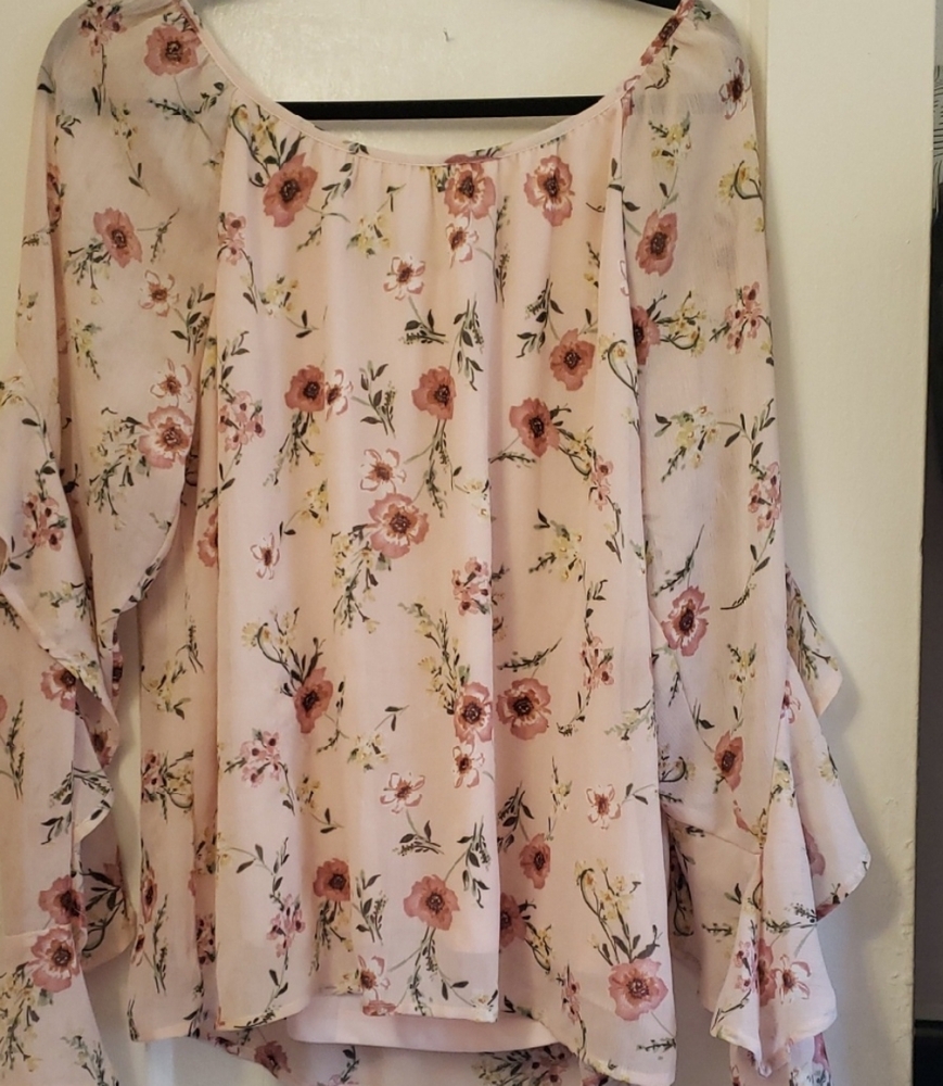 Heart Soul Floral Blouse in Soft Pink